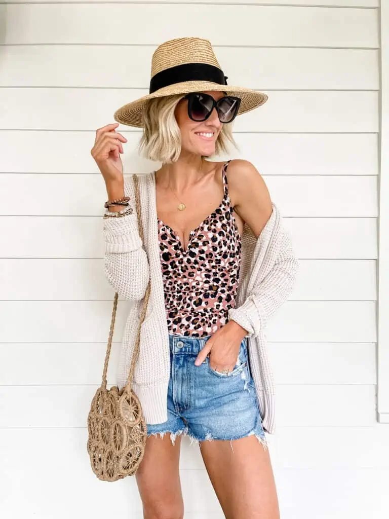 10 ways to style denim shorts