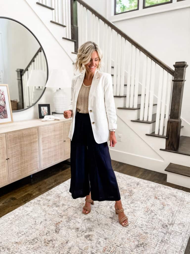 5 Ways to Style Black Pants for Work