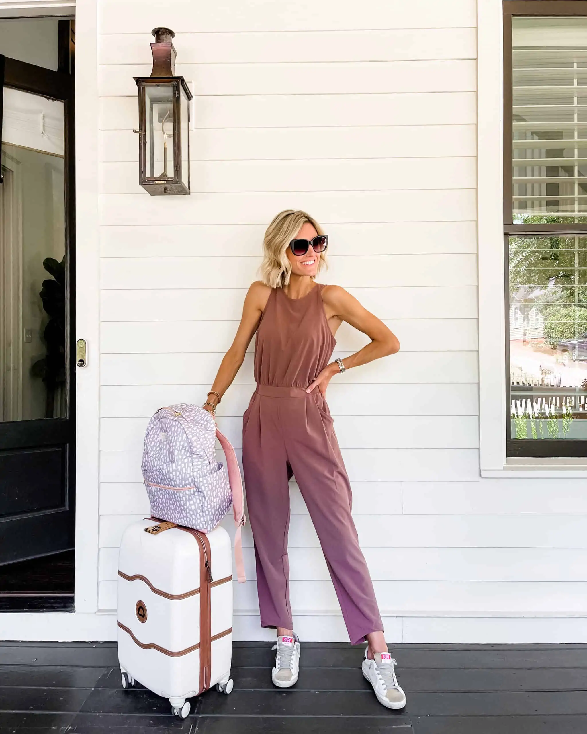 5 Easy Travel Looks for Your Next Vacation - Loverly Grey